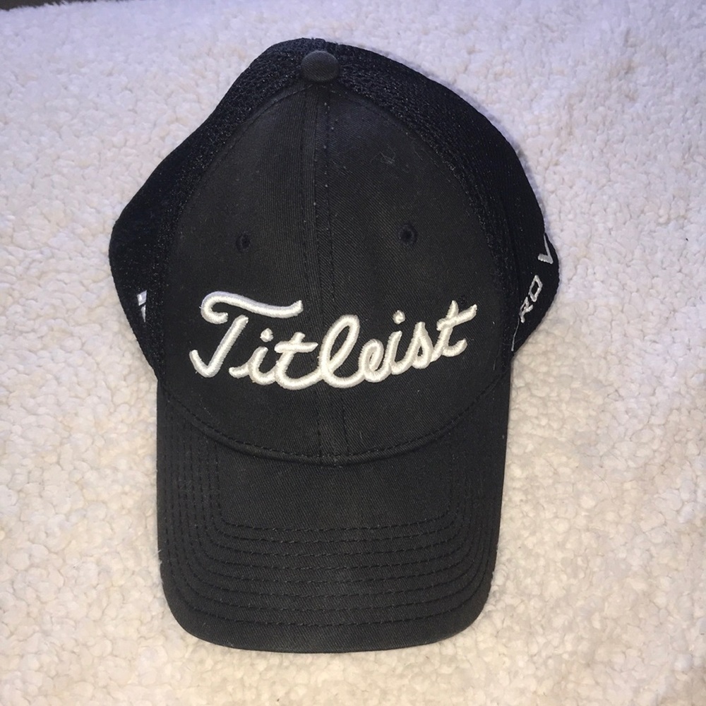Titleist Pro V1 Golf Hat